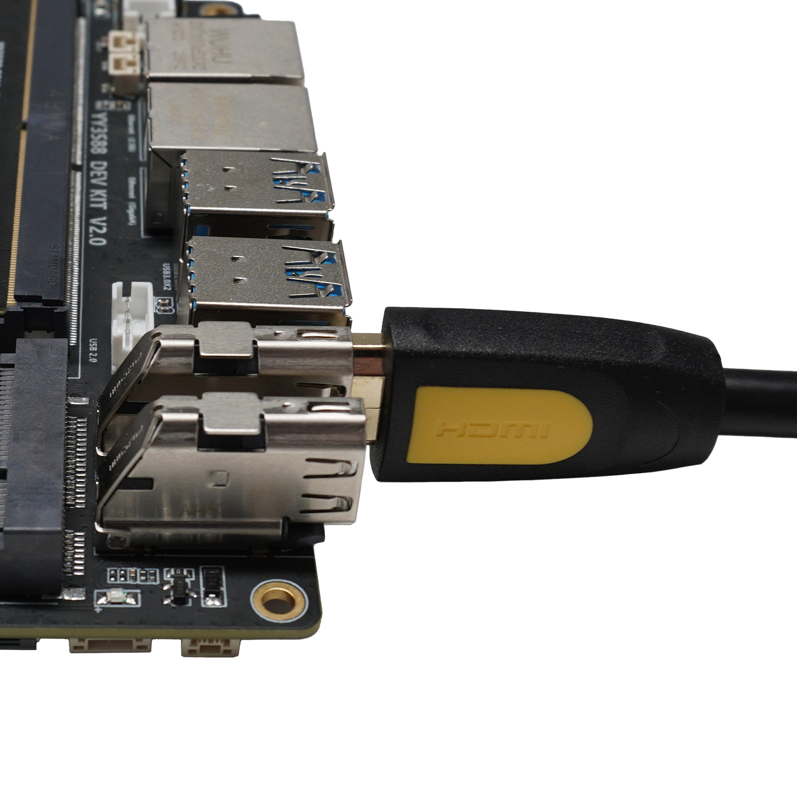 hdmi-out.jpg